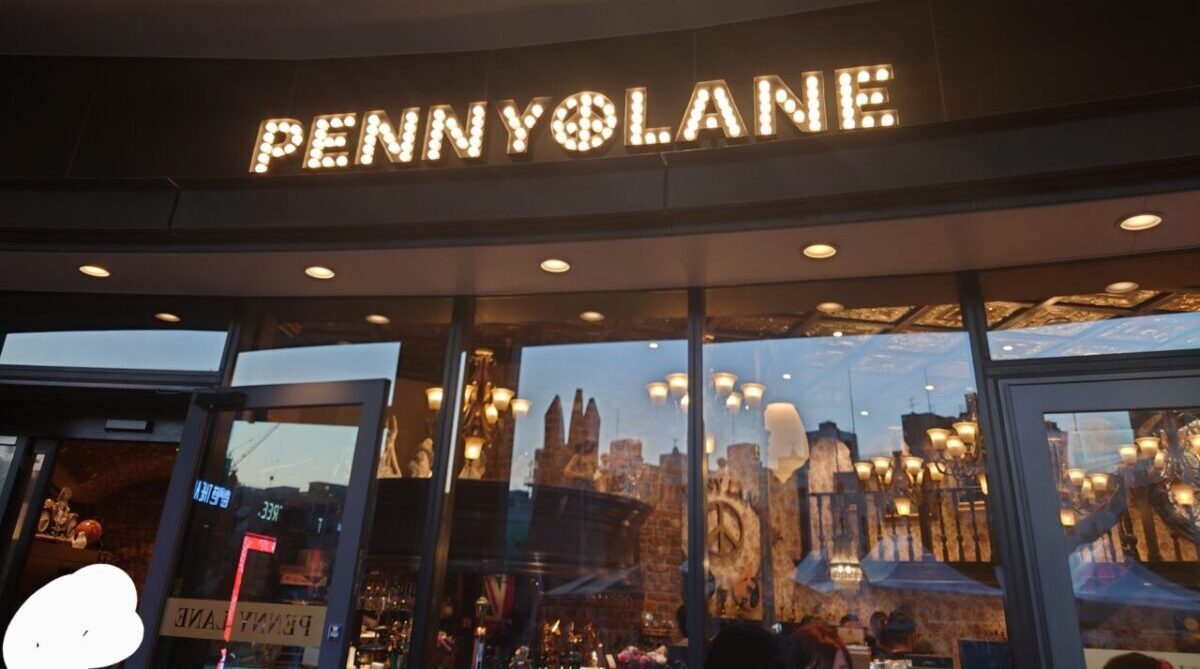 Penny Lane Tokyo Solamachi / The apple star (apple pie) is superb!